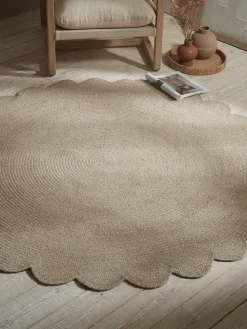 Agna Round Scalloped Rug - Natural