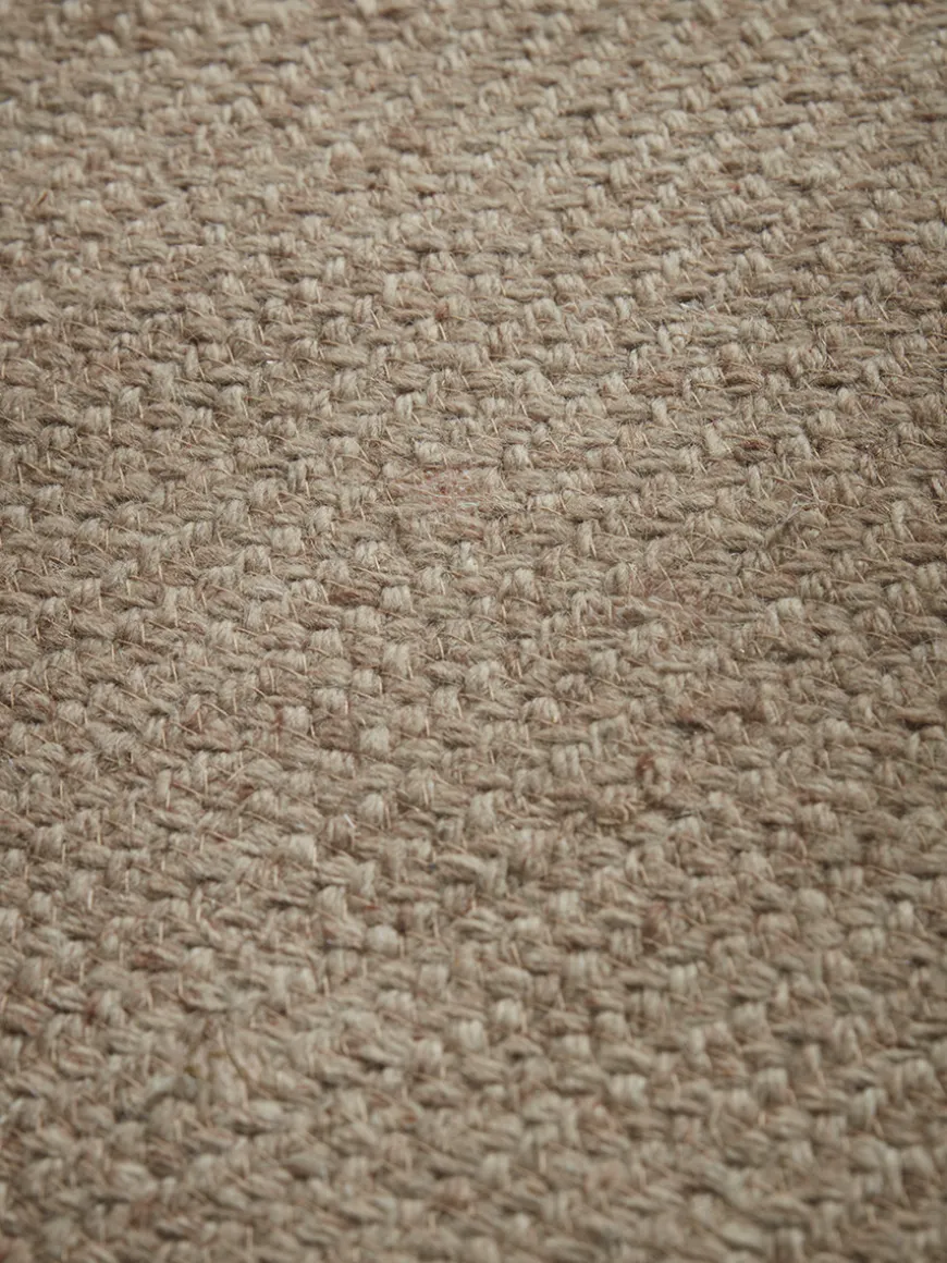 Agna Round Scalloped Rug - Natural