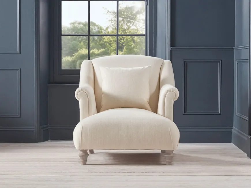 Artes Armchair