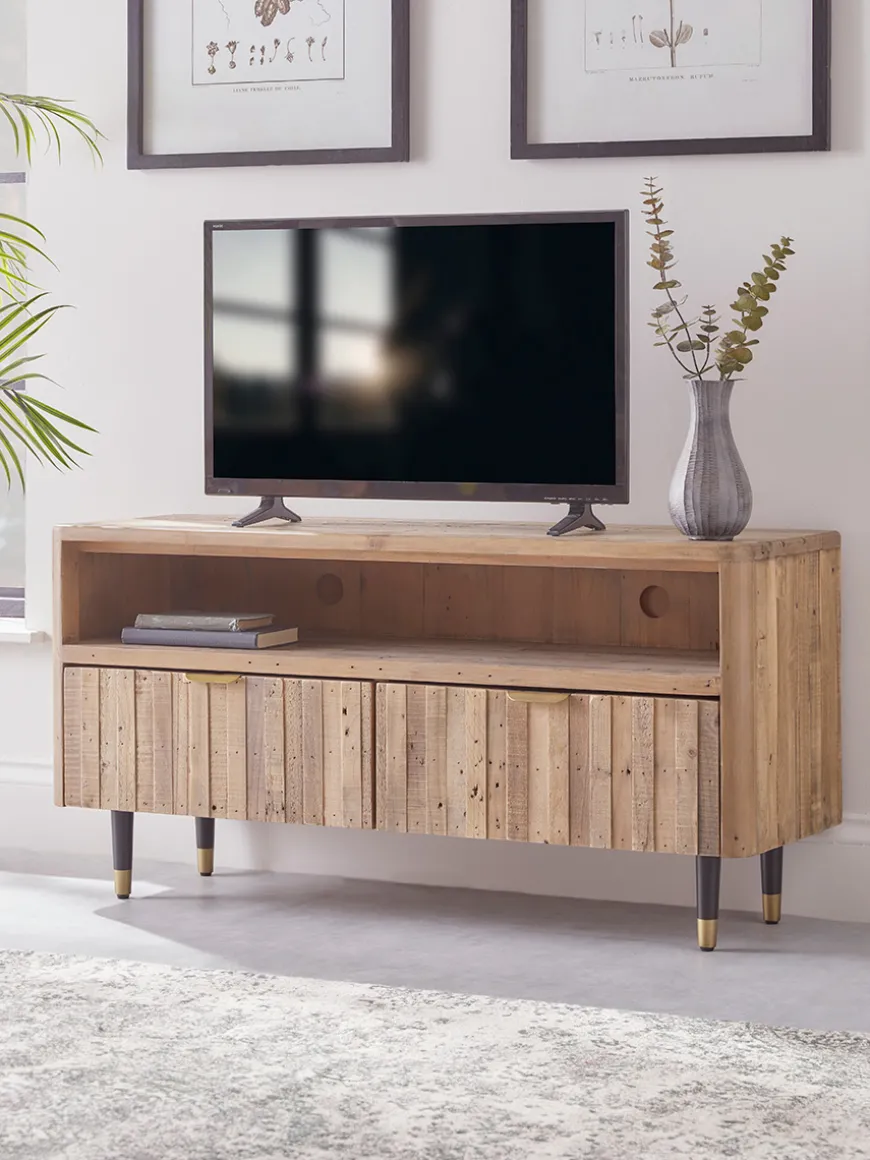 Astoria Media Unit