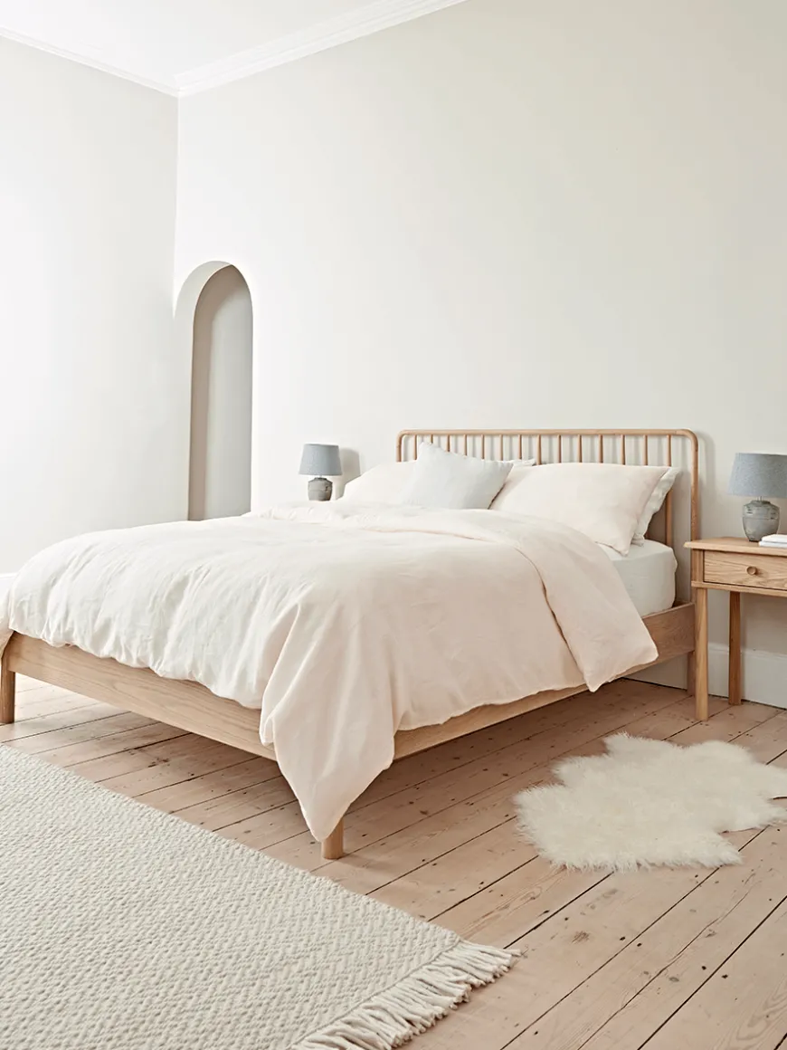 Bergen Oak Kingsize Bed - Natural
