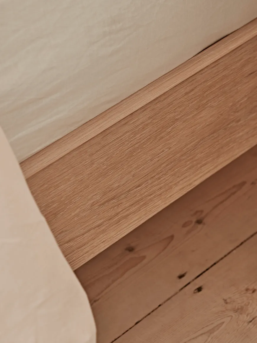 Bergen Oak Kingsize Bed - Natural