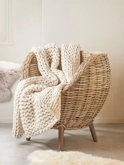 Chunky Knit Throw
