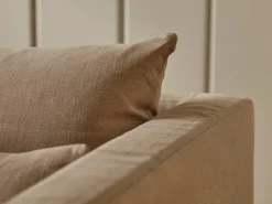 Colmar Loveseat