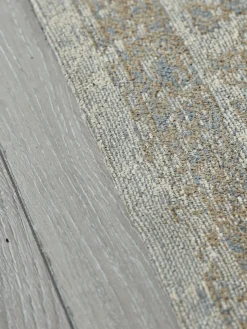 Desi Rug