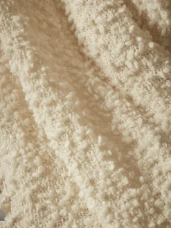 Etienne Boucle Throw
