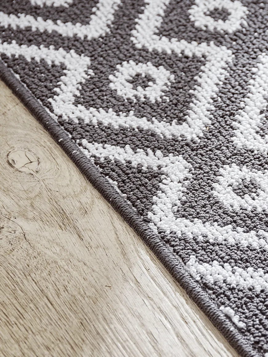 Geometric Stain Resistant Runner