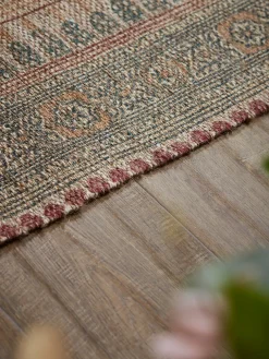 Gwennie Rug