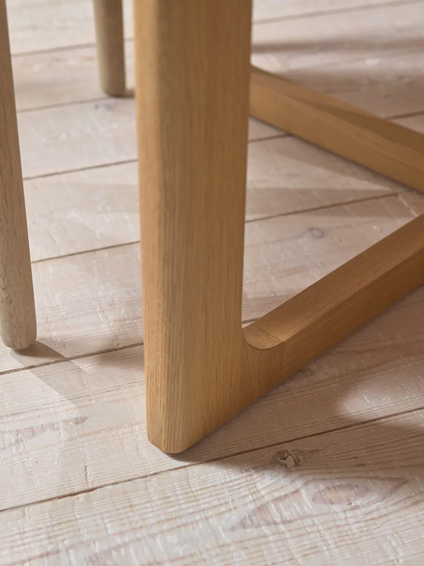 Gyda Round Dining Table