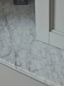 Hanne Larder Cabinet - Marble