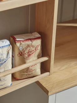 Hanne Larder Cabinet - Oak