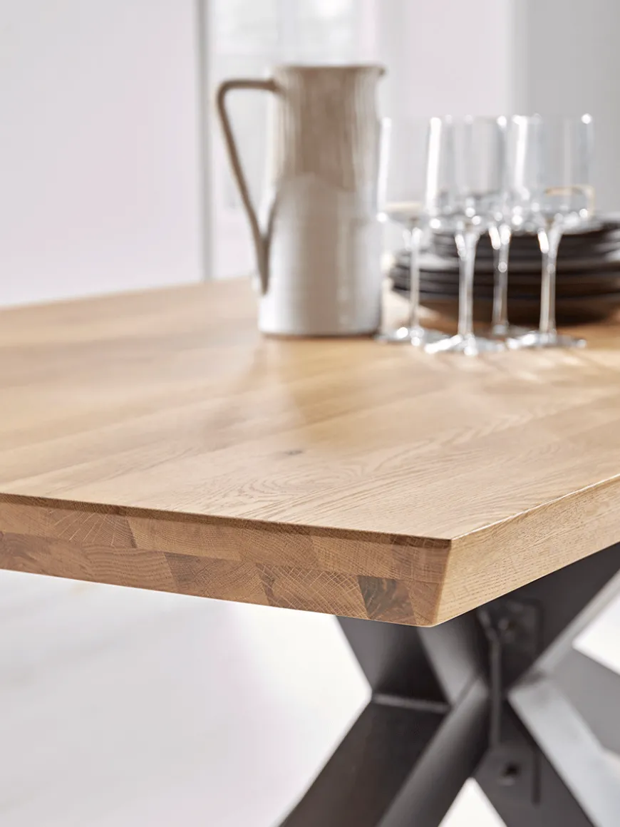 Hoxton Oak Dining Table