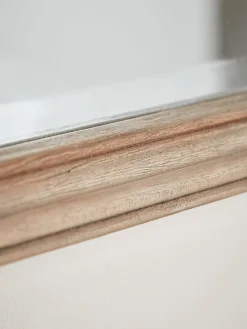 Ismena Mirror