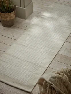 Katikies Runner