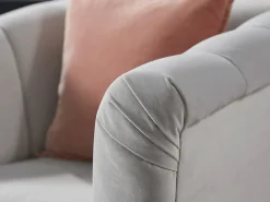 Kemi Armchair