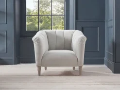 Kemi Armchair