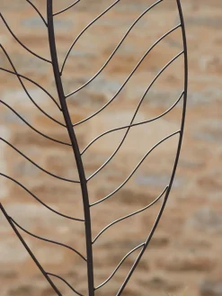 Leaf Stake Décor