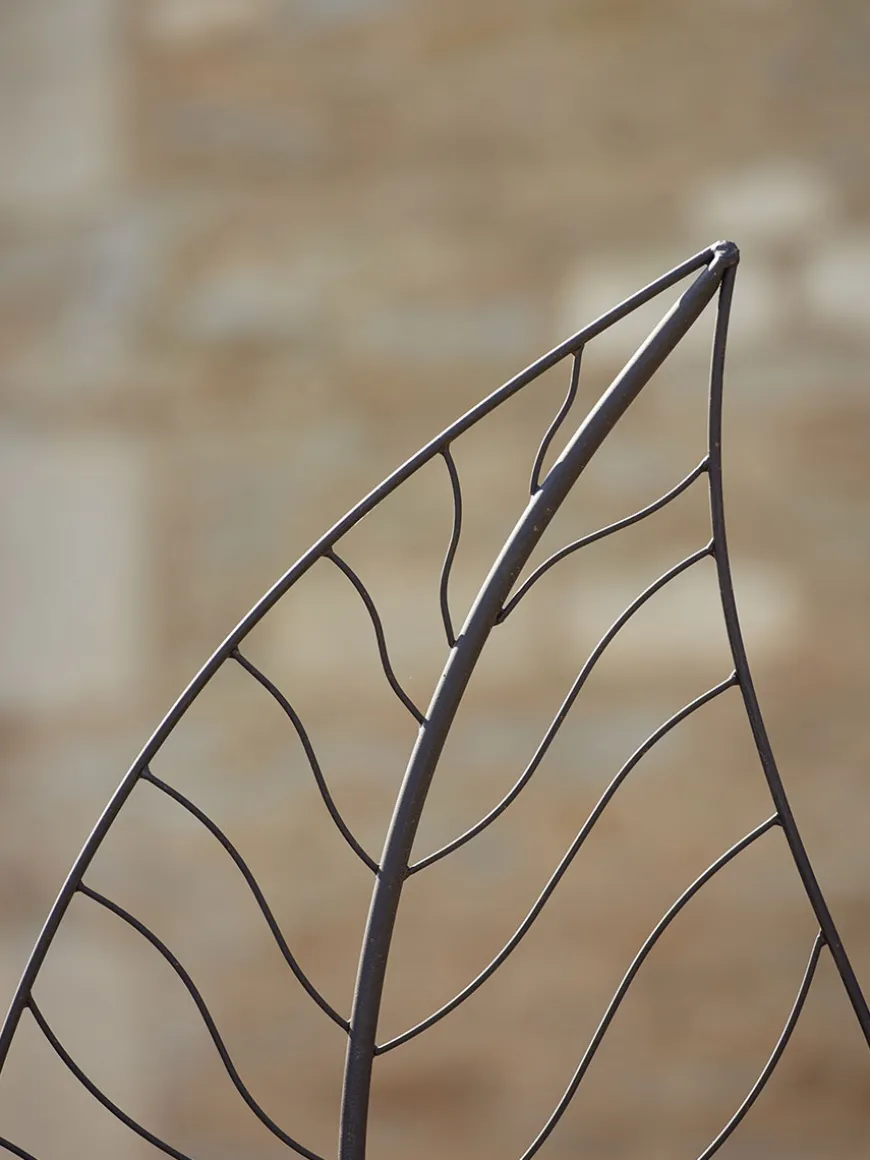 Leaf Stake Décor