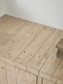 Leida Sideboard