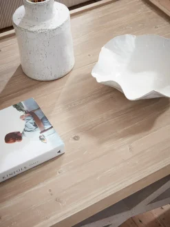 Lien Coffee Table