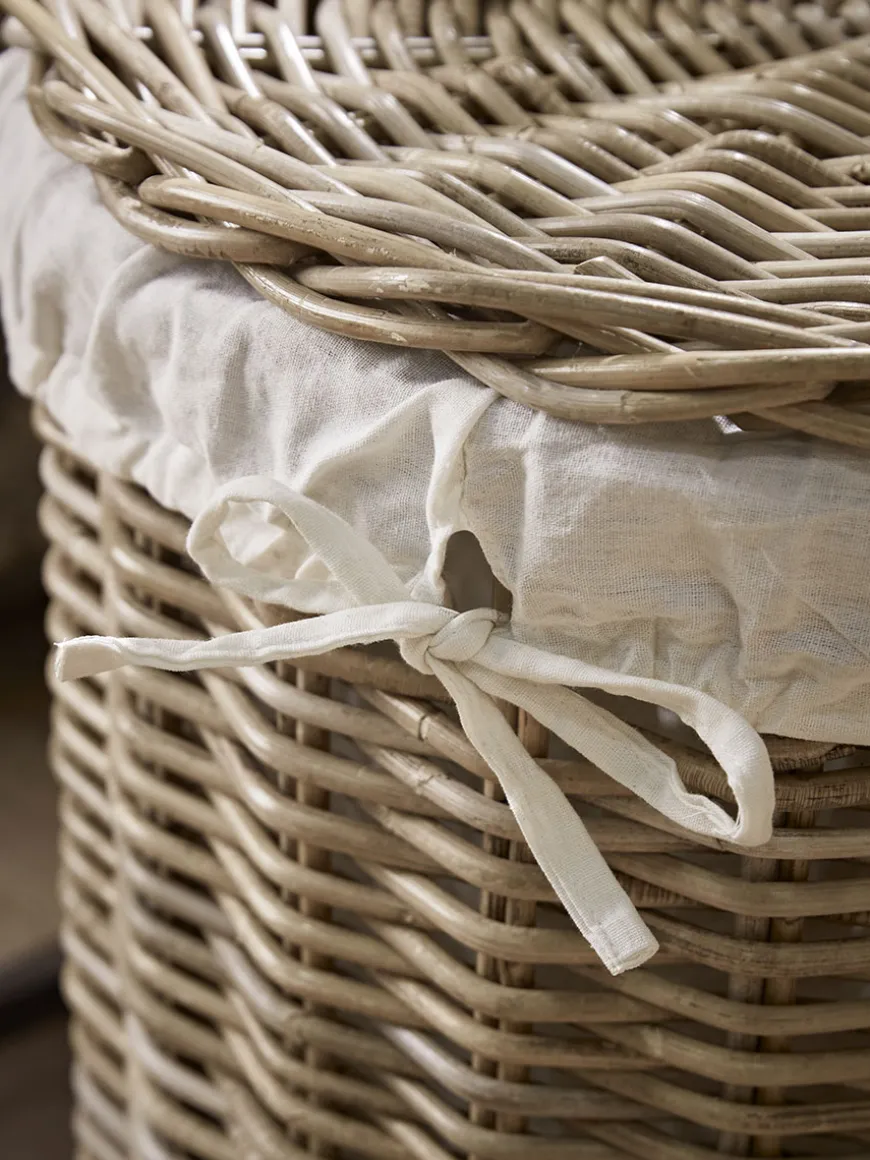Lined Rattan Laundry Basket - Round