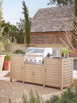 Long Island BBQ & Integrated Storage Cabinet - 4 Burner