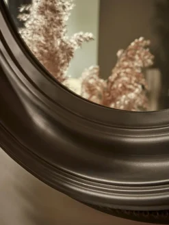 Ludlow Mirror