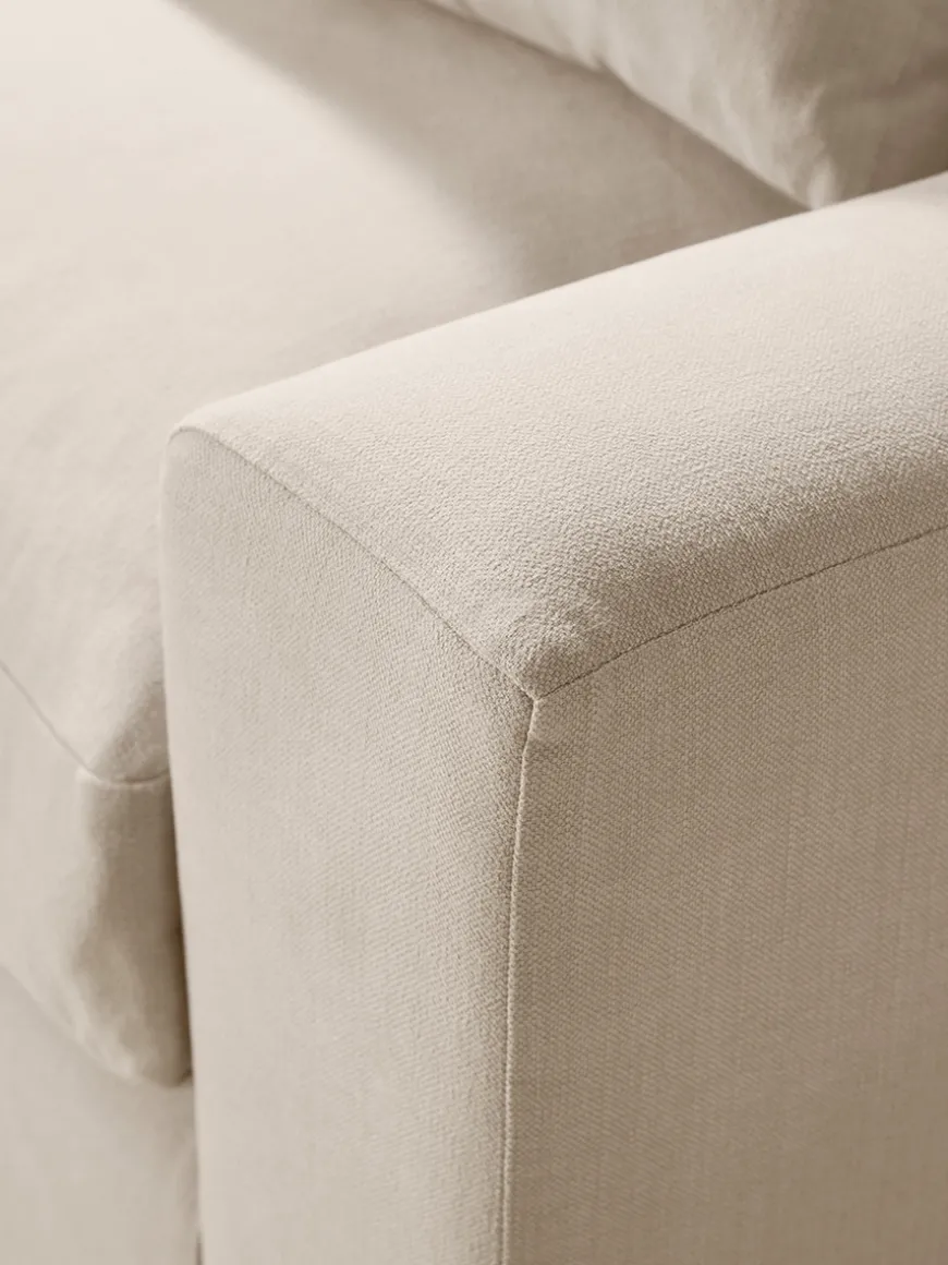 Lyon Loveseat