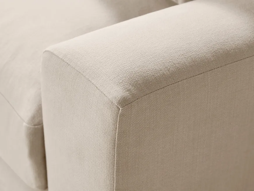 Lyon Loveseat