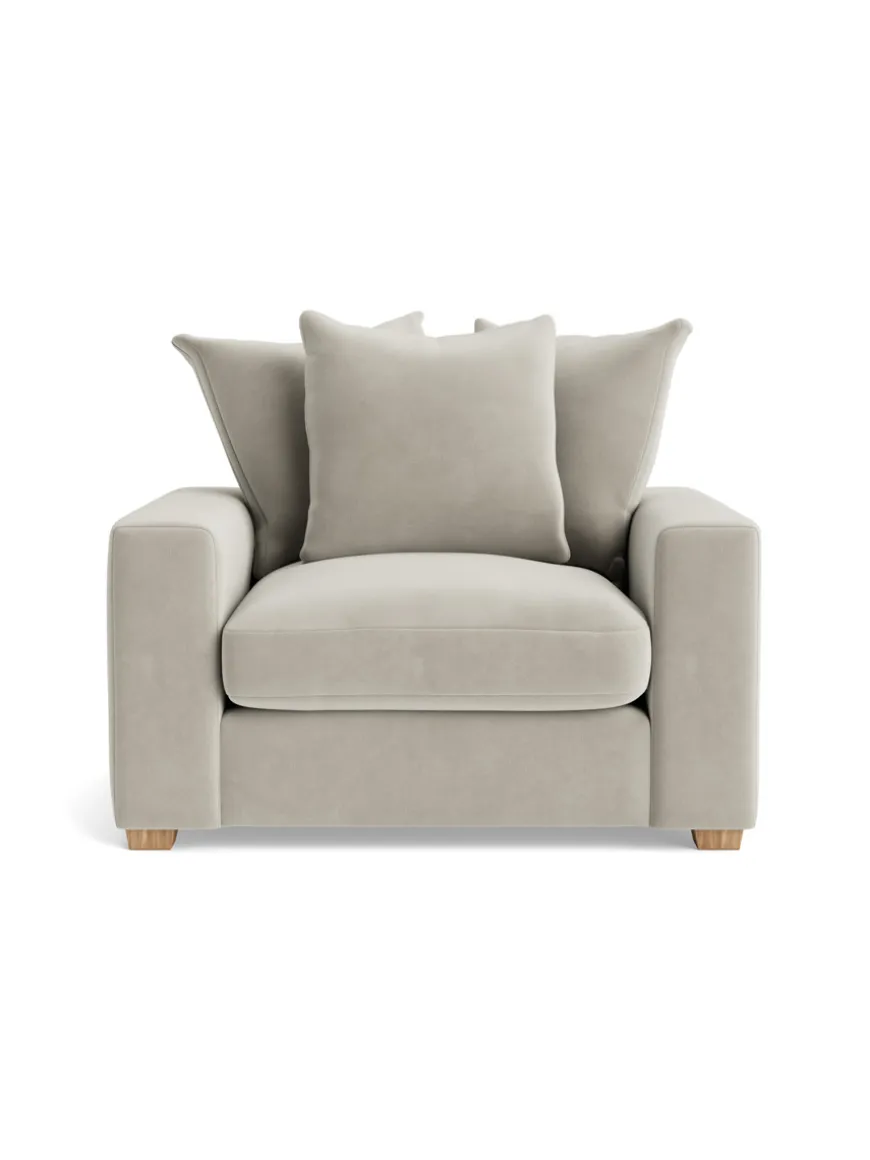 Lyon Loveseat