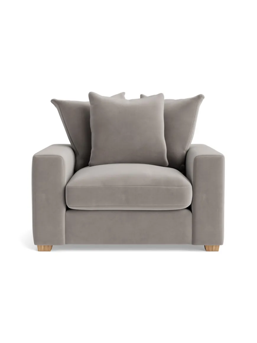 Lyon Loveseat