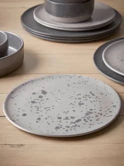 Mira Dinnerware
