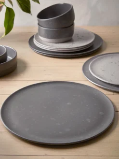 Mira Dinnerware