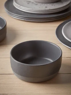 Mira Dinnerware
