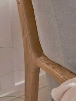 Neve Sofa