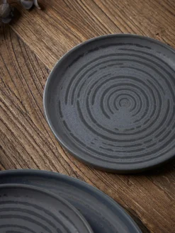 Odeletta Dinnerware