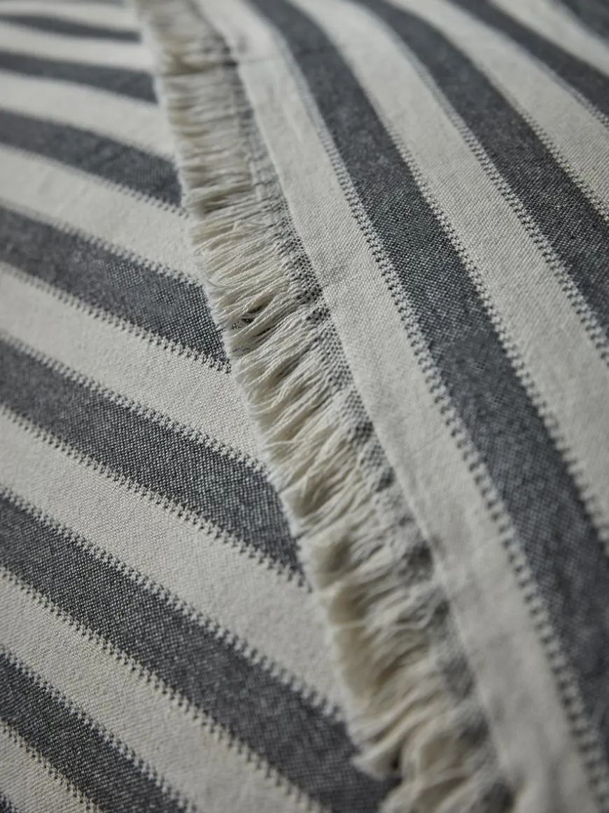Oversized Lucette Throw
