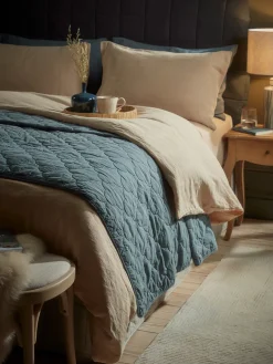 Quilted Bedspread - Indigo