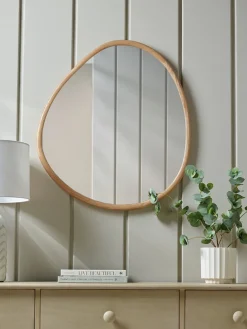 Rae Mirror