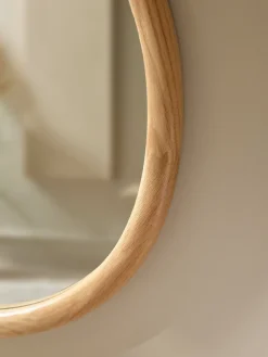 Rasha Mirror