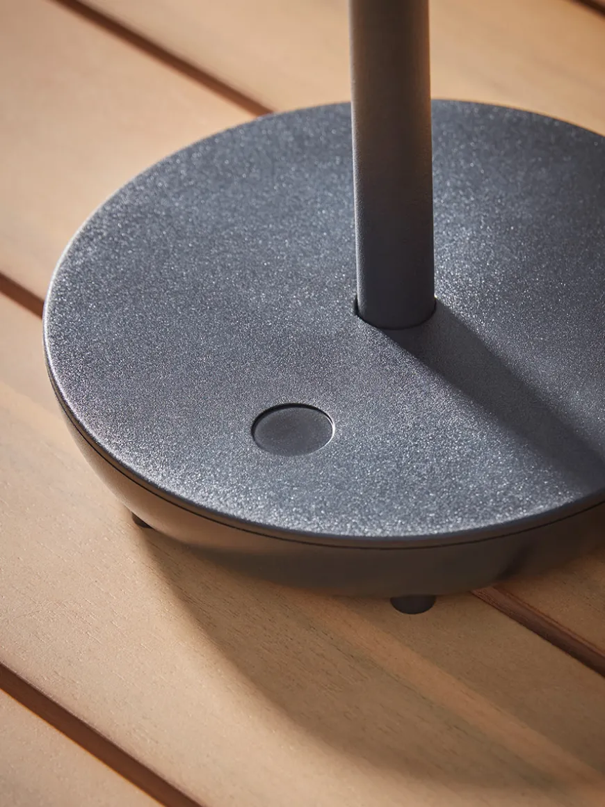 Rechargeable Outdoor Table Lamp