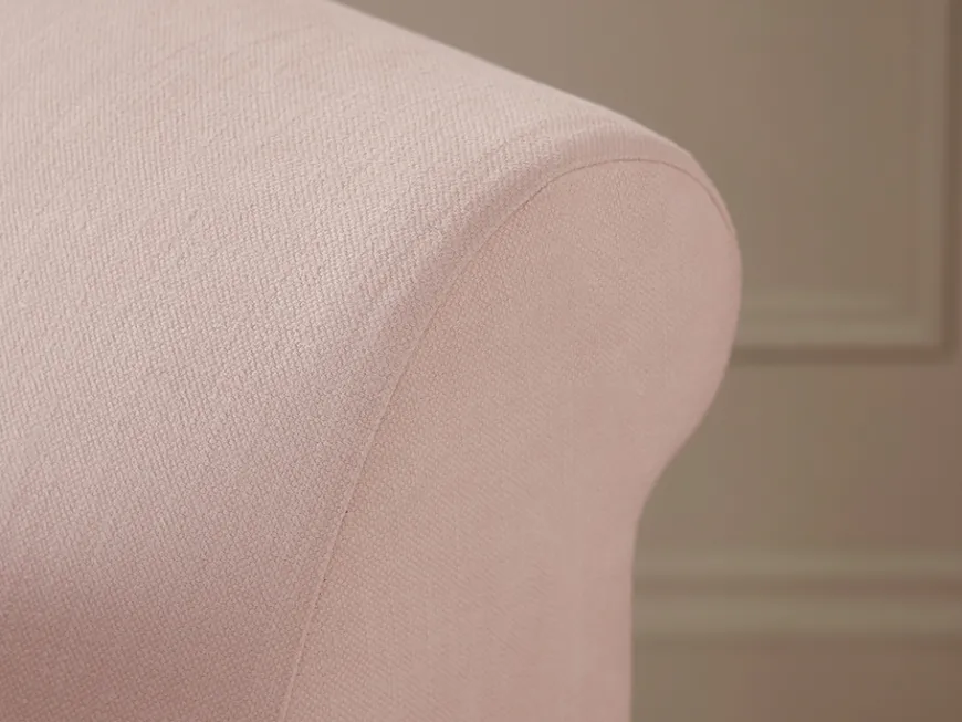 Reine Armchair