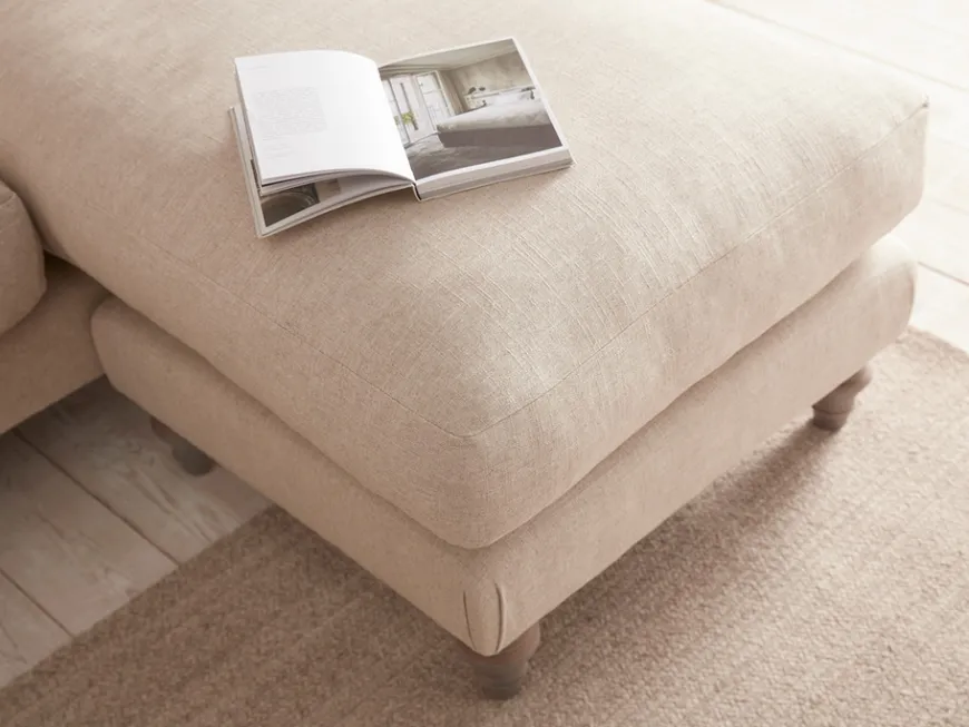 Reine Chaise Sofa
