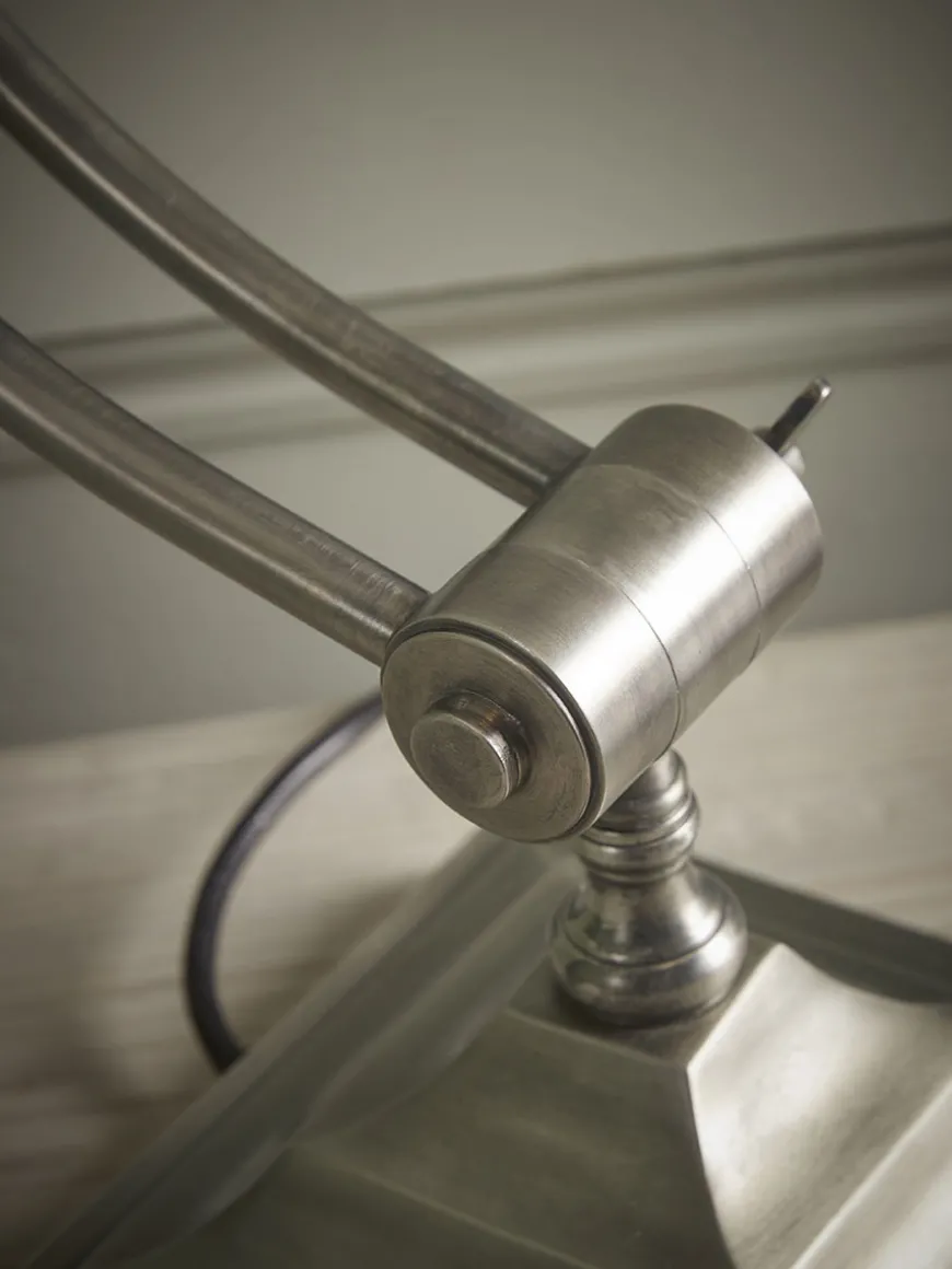Ribbed Dome Office Lamp