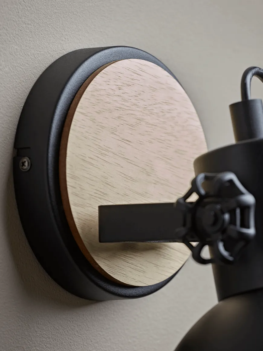 Rockville Wall Light