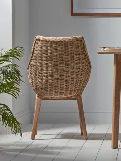 Round Rattan Carver Chair