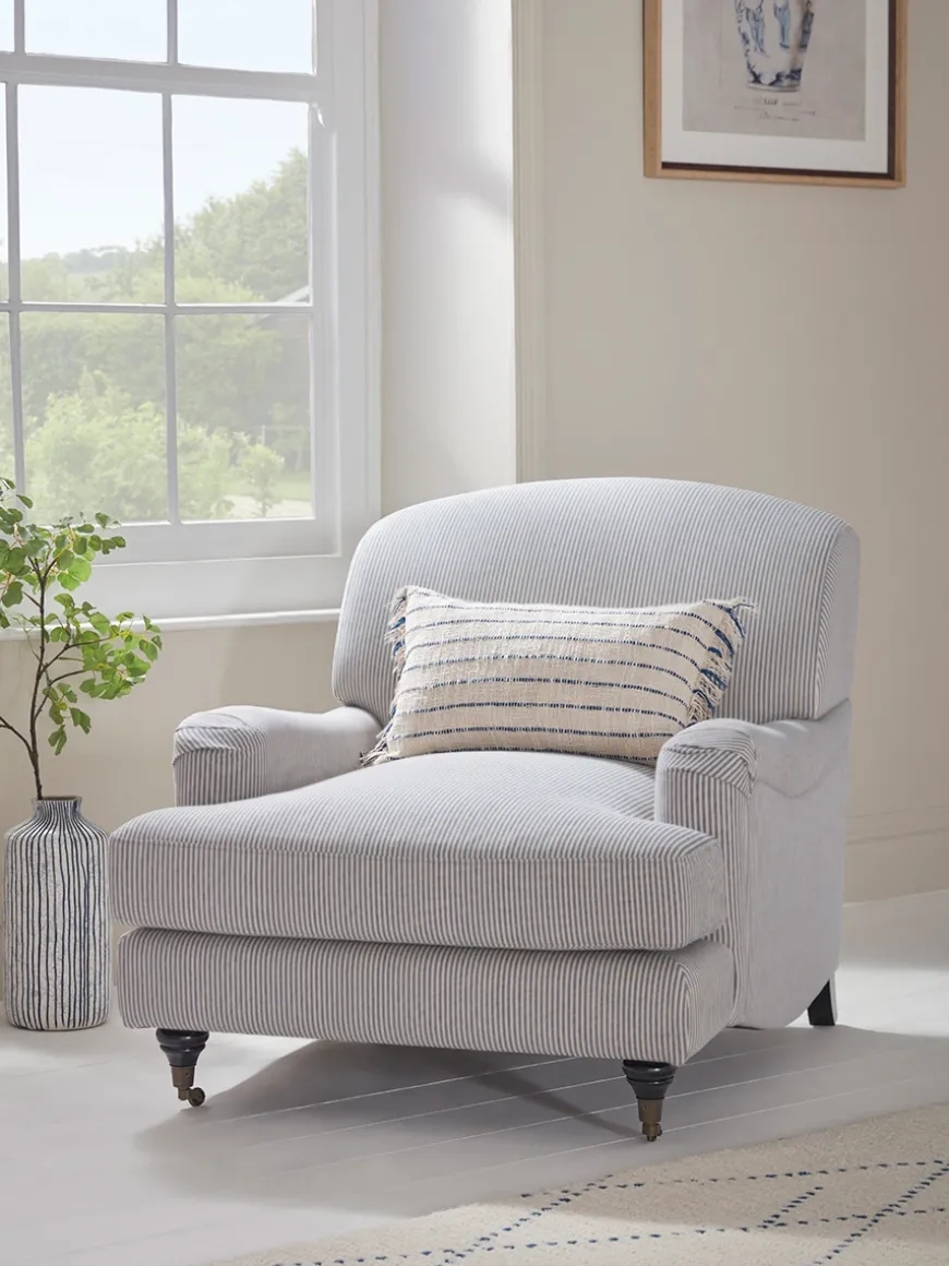 San Sebastian Armchair
