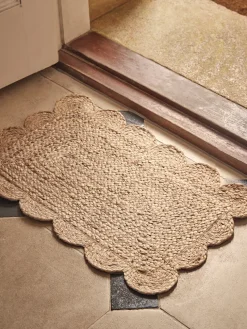 Scalloped Jute Doormat