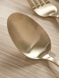Sixteen Piece Cutlery Set - Gold