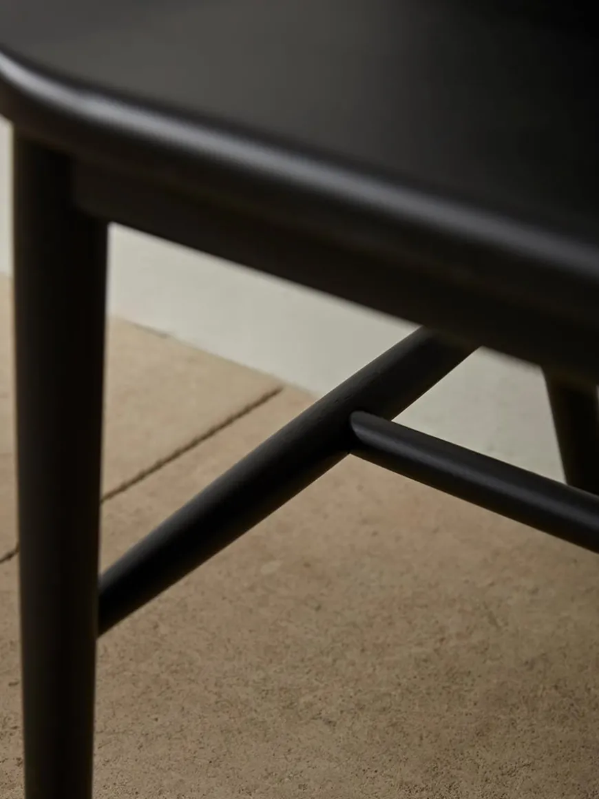 Spindle Back Bench - Black